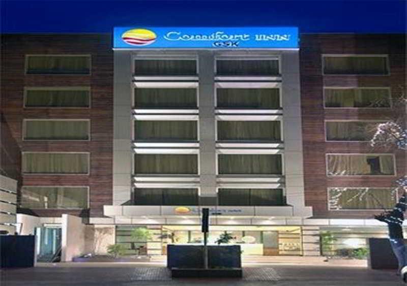 Comfort Inn Gsk Amritsar Esterno foto
